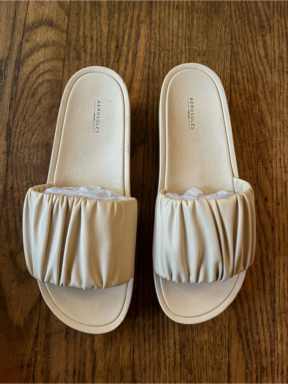 AEROSOLES Cream Ruched Slide Sandals